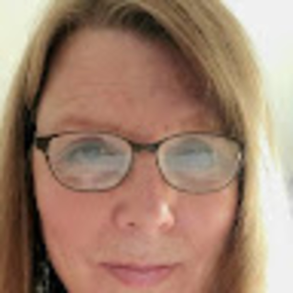 Meet your Posher, Laurie